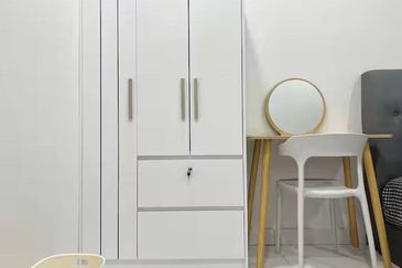 Akademik Suite @ Mount Austin