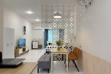 Akademik Suite @ Mount Austin