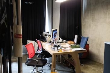 Eco Curve @ Eco Business Park 1