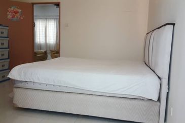 Bangunan Duta Impian (The Embassy Suites)