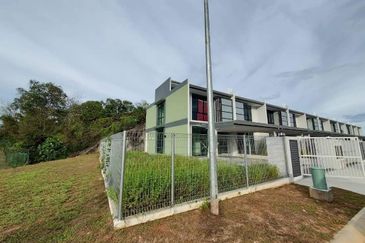 Bandar Baru Seri Alam