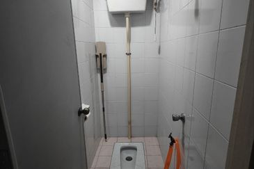 Aloha Tower Condominium