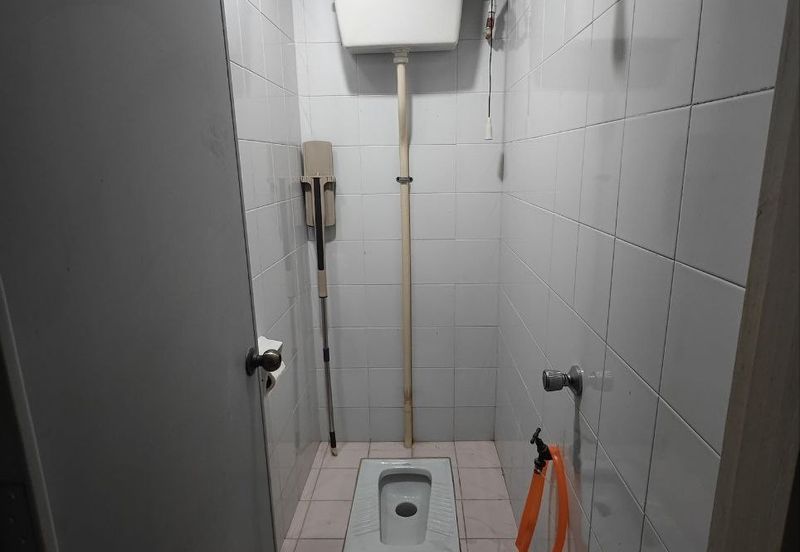 Aloha Tower Condominium