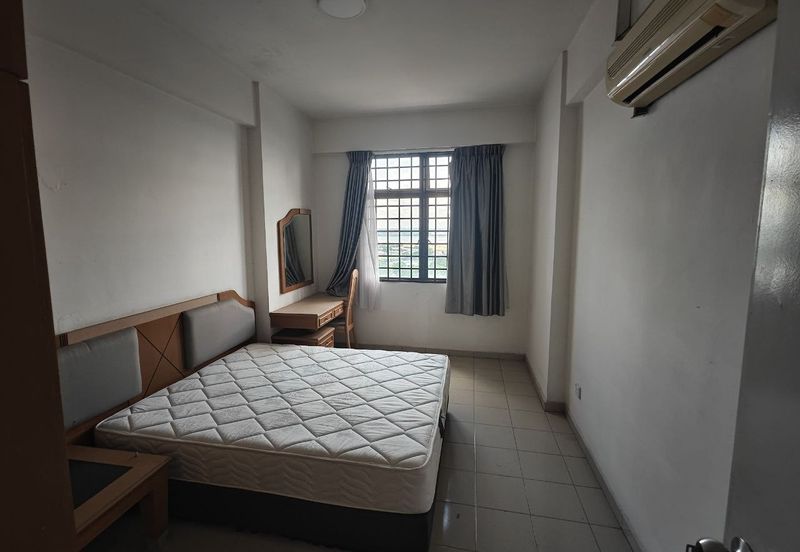 Aloha Tower Condominium