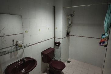 Aloha Tower Condominium