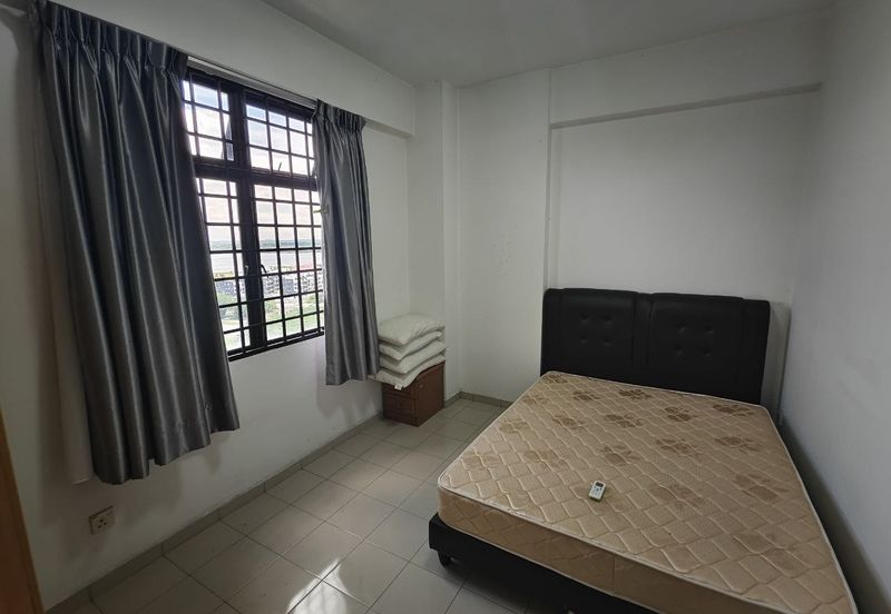 Aloha Tower Condominium