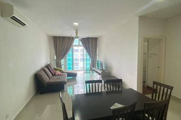 1Medini & Medini Signature