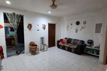 Sri Intan (Bandar Seri Alam)