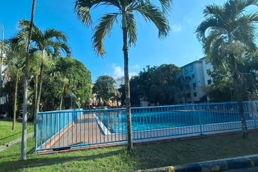 Sri Intan (Bandar Seri Alam)