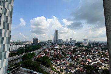 Paragon Suites @ CIQ