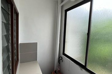 Ria 1 Apartment, Taman Megah Ria