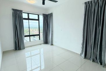 Seri Austin Luxury Apartment