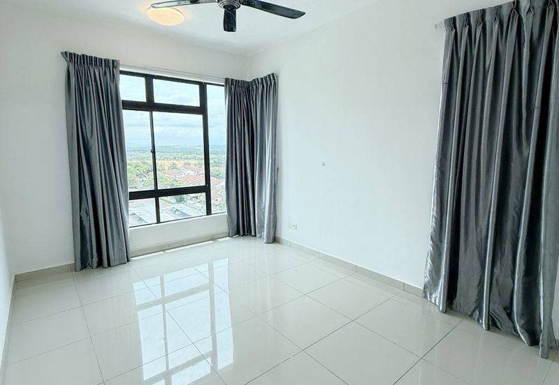 Seri Austin Luxury Apartment