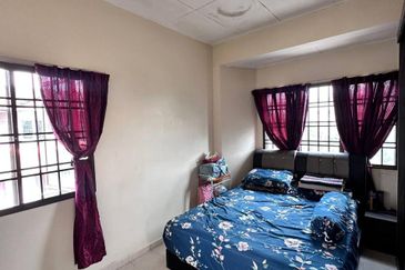 Taman Tampoi Indah II, Villa Ros