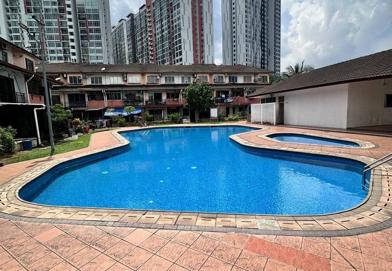 Taman Tampoi Indah II, Villa Ros