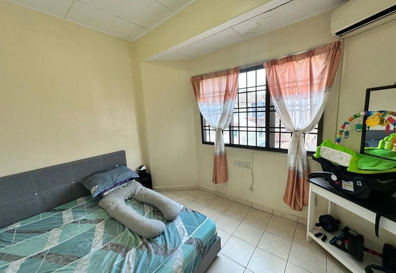 Taman Tampoi Indah II, Villa Ros