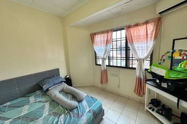 Taman Tampoi Indah II, Villa Ros