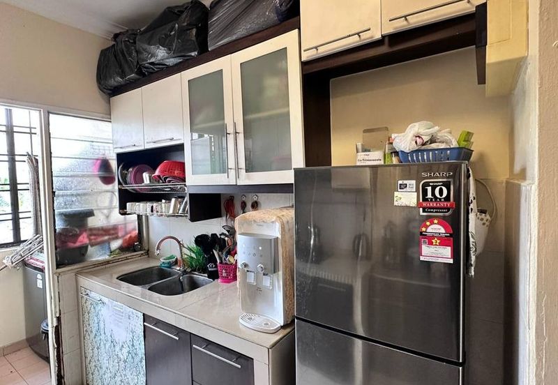 Taman Tampoi Indah II, Villa Ros