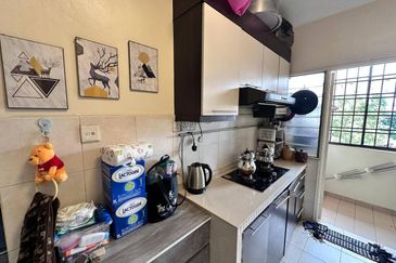 Taman Tampoi Indah II, Villa Ros