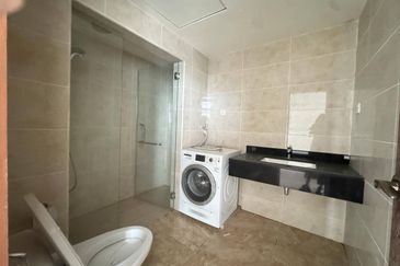 Paradiso Nuova Medini