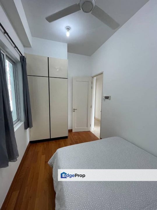 Tri Tower @ High Floor - City View & Partial Seaview For Rent, Johor, Johor Bahru