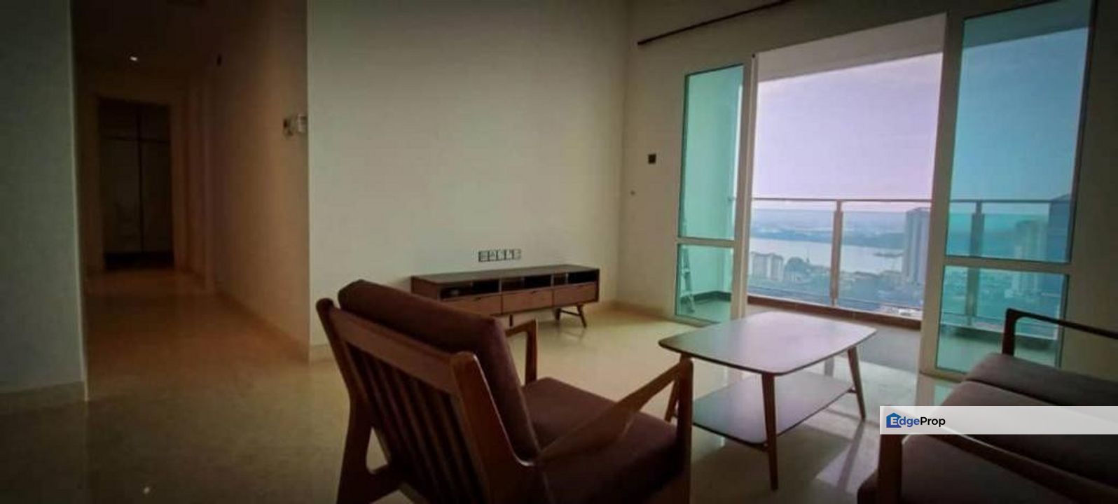 Tri Tower @ High Floor - City View & Partial Seaview For Rent, Johor, Johor Bahru