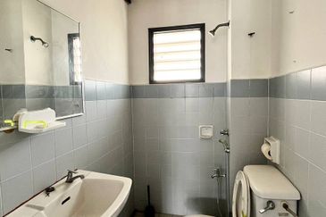 Mon Glori, , Bandar Baru Permas Jaya