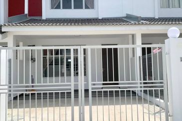 Erica @ Meridin East