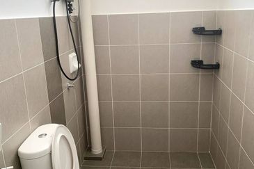 Erica @ Meridin East