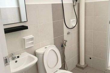 Erica @ Meridin East