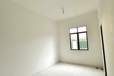 Erica @ Meridin East