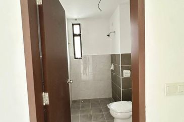 Erica @ Meridin East