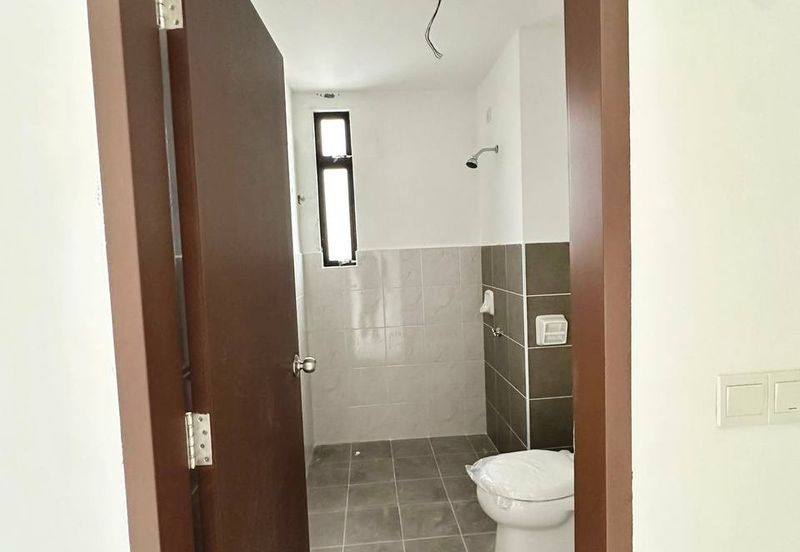 Erica @ Meridin East