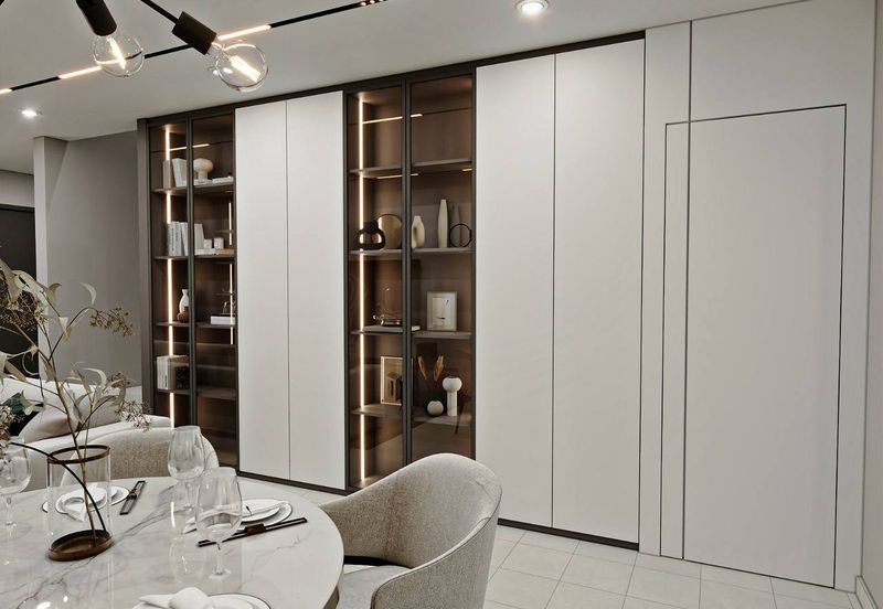 Erica @ Meridin East