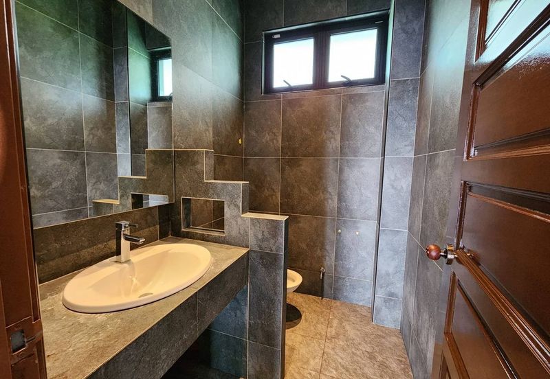 Bandar Baru Seri Alam