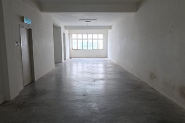 Bina Park, Bandar Seri Alam