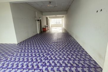 Bina Park, Bandar Seri Alam