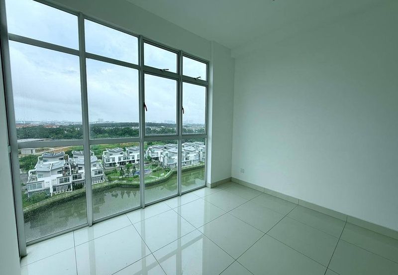 Seri Austin Luxury Apartment