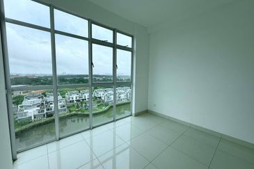 Seri Austin Luxury Apartment