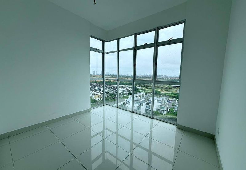 Seri Austin Luxury Apartment