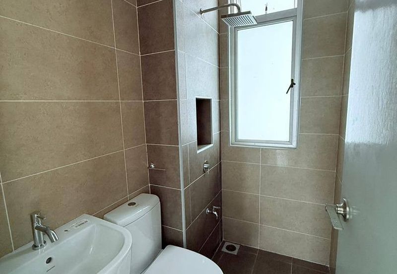 Seri Austin Luxury Apartment