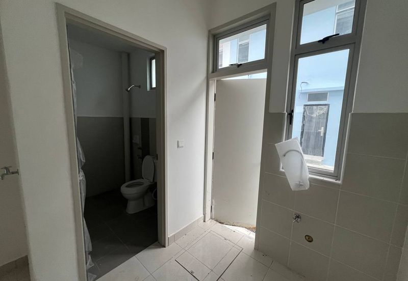 Erica @ Meridin East