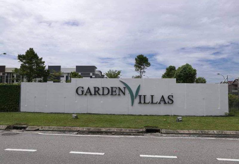 Garden Villa @ Bukit Indah 2