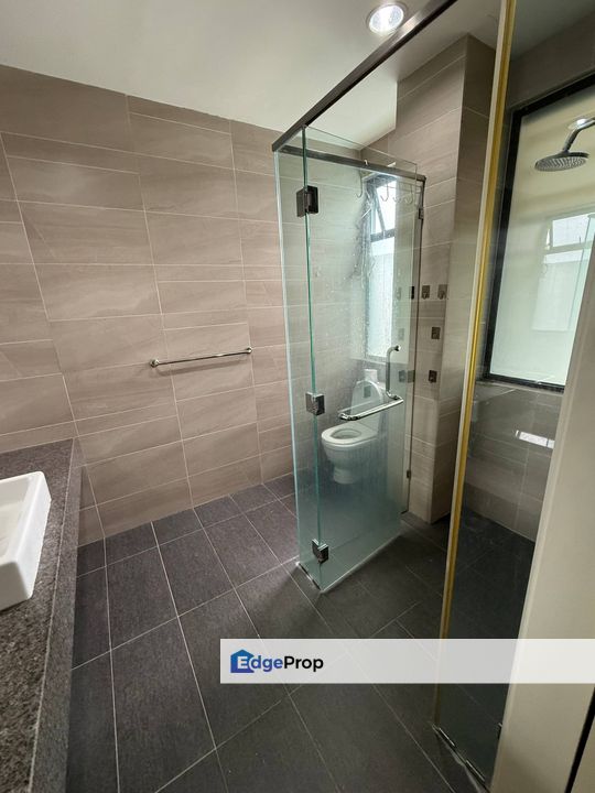 East Ledang Townhouse (Lower Floor) Fully furnished For Rent, Johor, Nusajaya