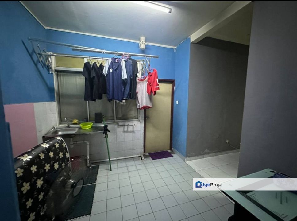 Sri Akasia Tampoi flat for sale, Johor, Tampoi