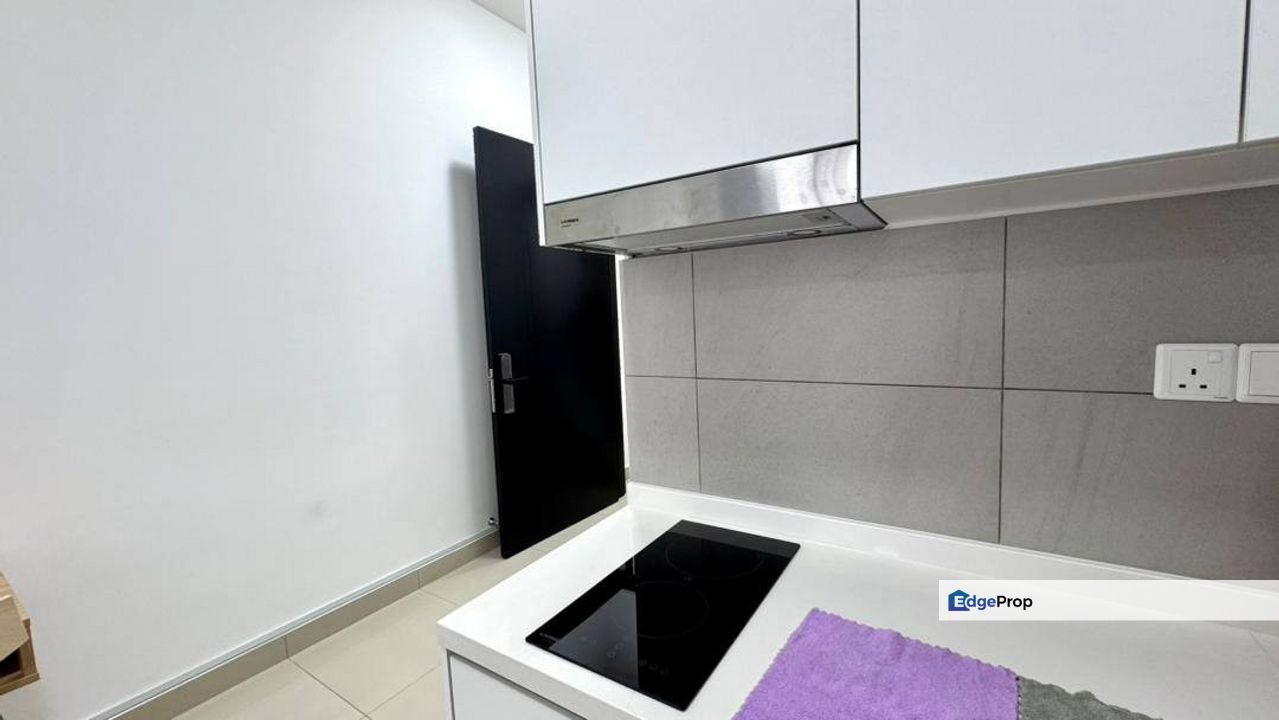 Meldrum Heights @ CIQ  (*Studio with Balcony*) For Rent, Johor, Johor Bahru