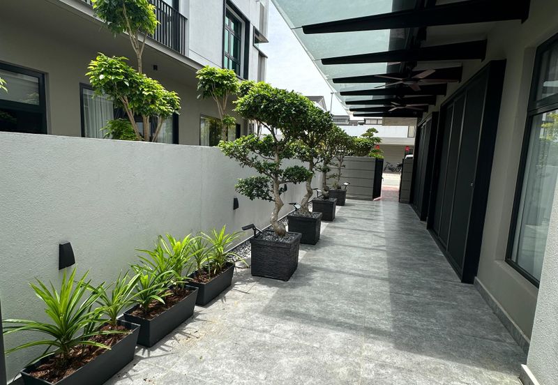 Bandar Tropicana Aman