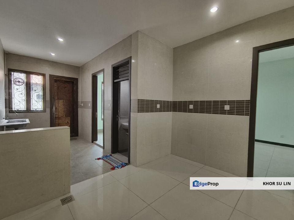 Bandar Kinrara 8, Qaseh 3, Superlink House for sale! , Selangor, Puchong