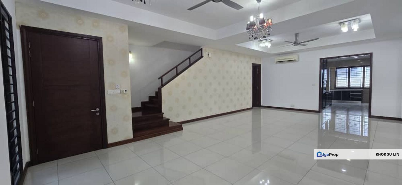 Bandar Kinrara 8 Double Storeys End Lot with Extension for sale! , Selangor, Puchong