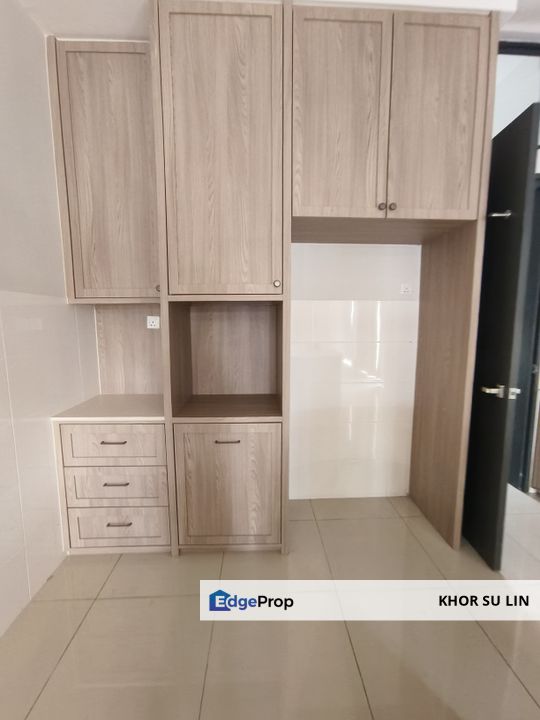 Bandar Kinrara 8 Renovated and Well Maintained 2-Storeys Terrace For Sale!!, Selangor, Puchong